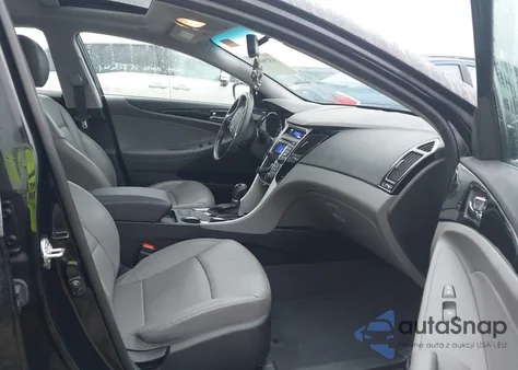 2013 Hyundai Sonata Limited z USA, uszkodzony, nr VIN 5NPEC4AC4DH526122